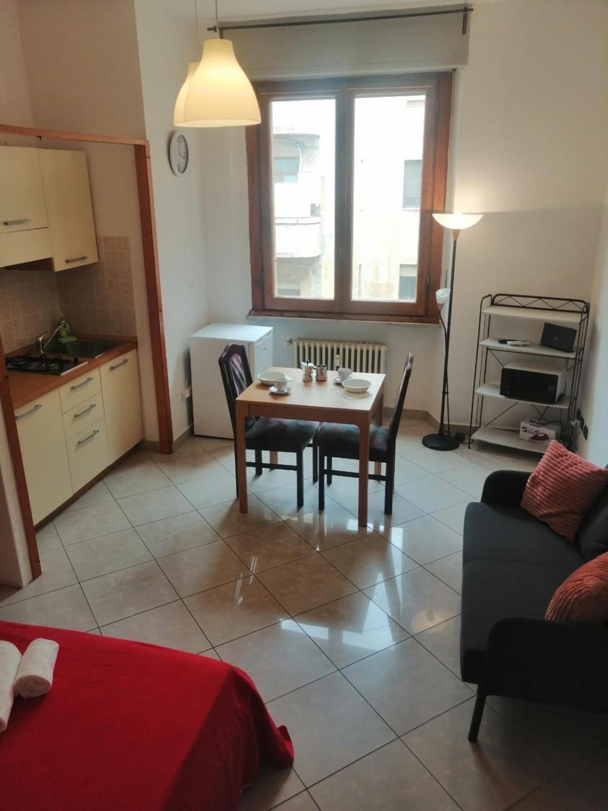 Apartment In Front Of The Train Station! Florenz Exterior foto