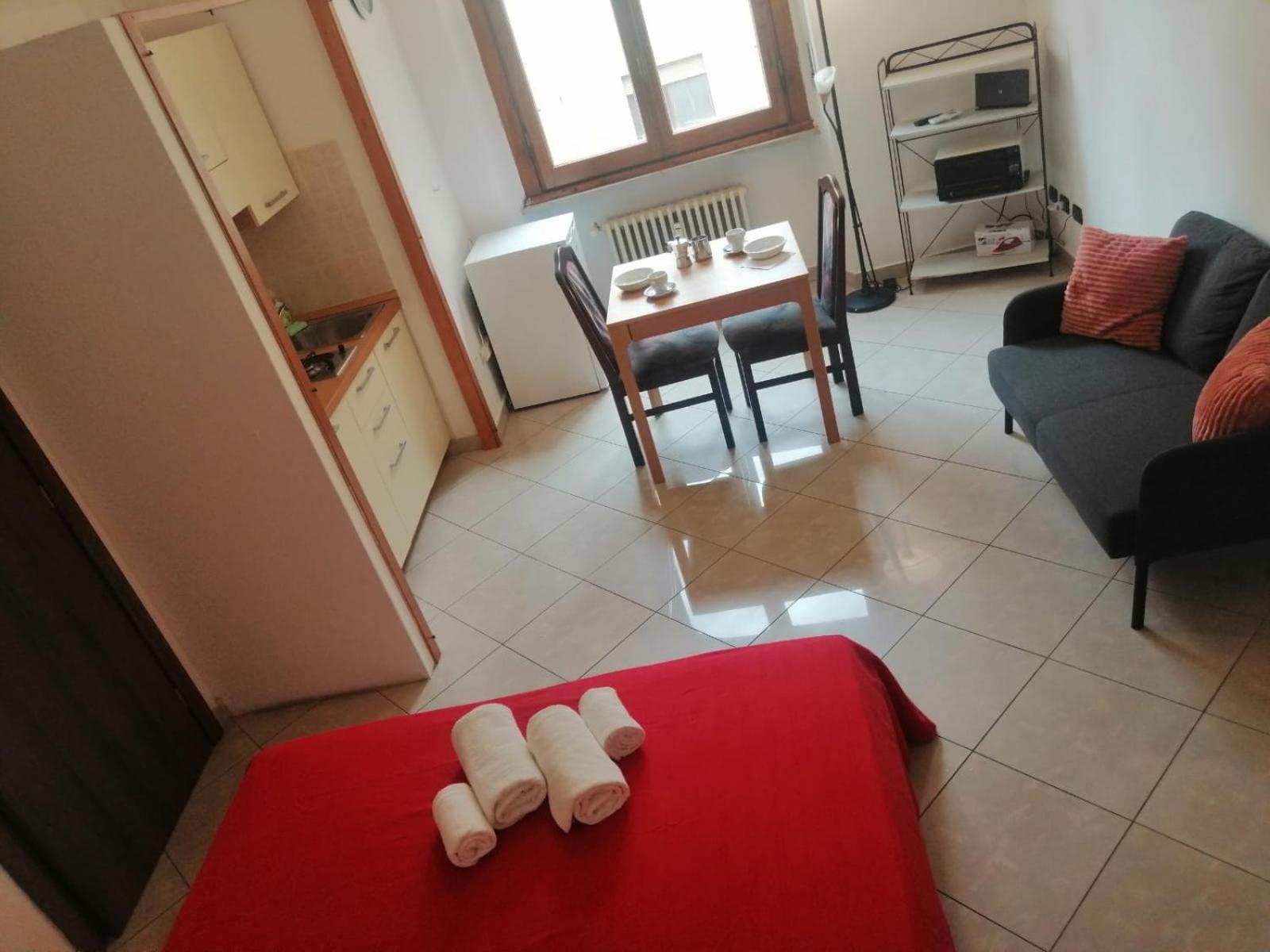 Apartment In Front Of The Train Station! Florenz Exterior foto